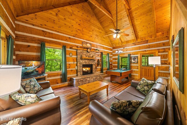 1626 Lake Dr, Gatlinburg, TN 37738
