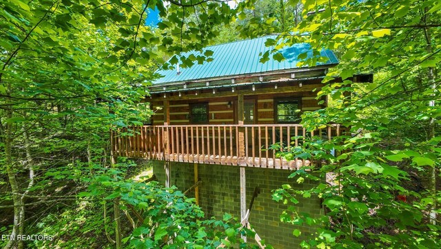 1626 Lake Dr, Gatlinburg, TN 37738