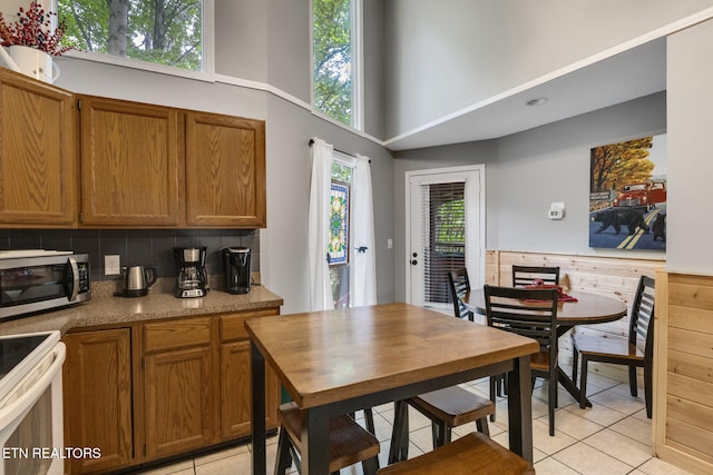 2115 Luzerne Dr, Gatlinburg, TN 37738