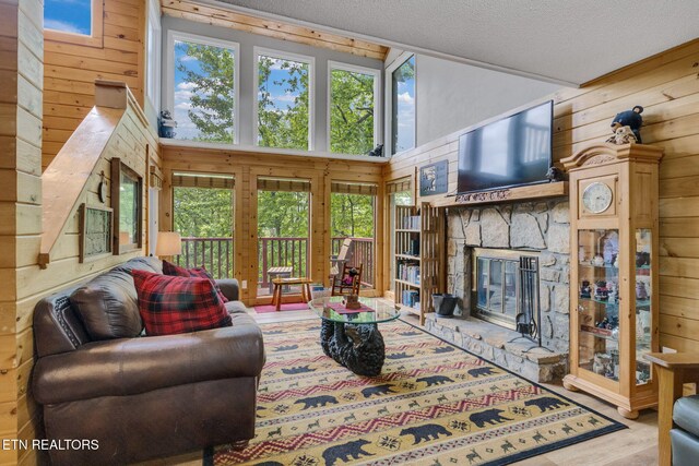 2115 Luzerne Dr, Gatlinburg, TN 37738