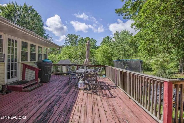 941 Pine Top St, Lenoir City, TN 37772 - wooden deck with outdoor dining area