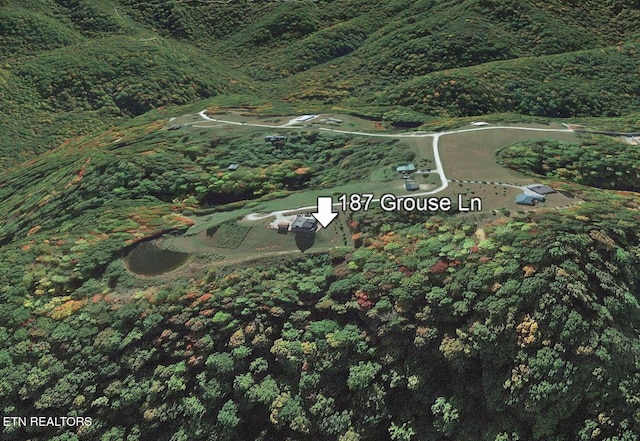 aerial view of property and surrounding area