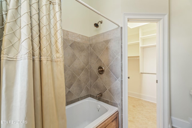 205 Melea Ln, Kingston, TN 37763 - full bath featuring shower / bathtub combination with curtain
