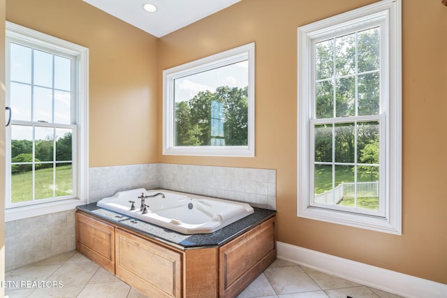 205 Melea Ln, Kingston, TN 37763 - bathroom featuring a bath and baseboards