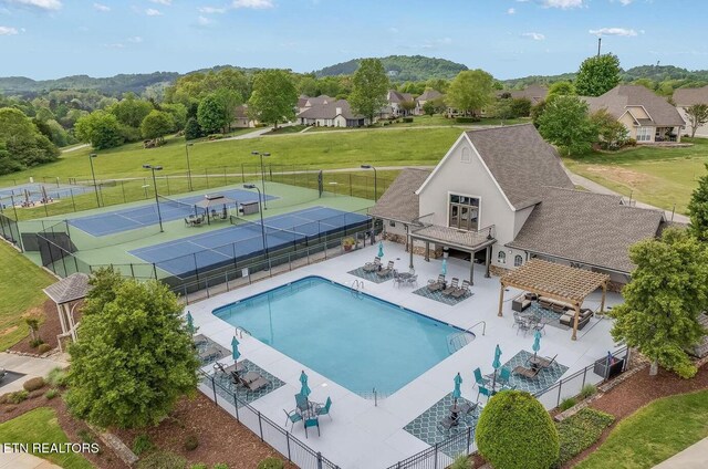 771 Rarity Bay Pkwy, Vonore, TN 37885