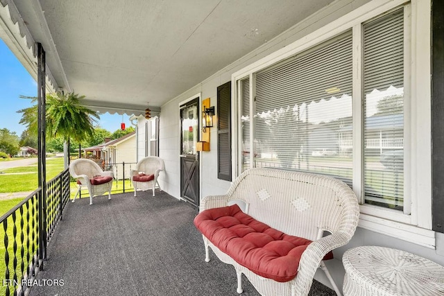 view of sunroom / solarium
