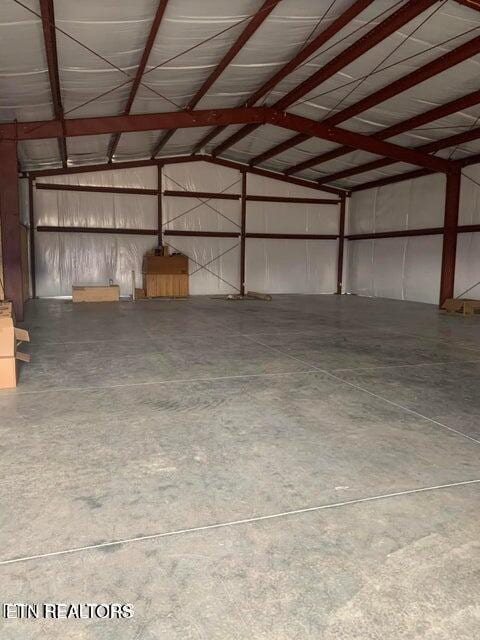309 Elizabeth Russell Ln, Speedwell, TN 37870 - view of garage