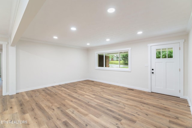 7220 Beelertown Rd, Powell, TN 37849 - foyer featuring crown molding, plenty of natural light, recessed lighting, light wood-type flooring, and baseboards