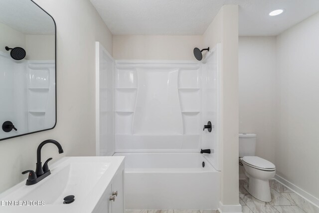 7220 Beelertown Rd, Powell, TN 37849 - bathroom with toilet, vanity, bathtub / shower combination, marble finish flooring, and baseboards