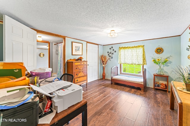 7726 Misty Point Way, Knoxville, TN 37914 - office featuring crown molding, wood finished floors, a textured ceiling, and baseboards