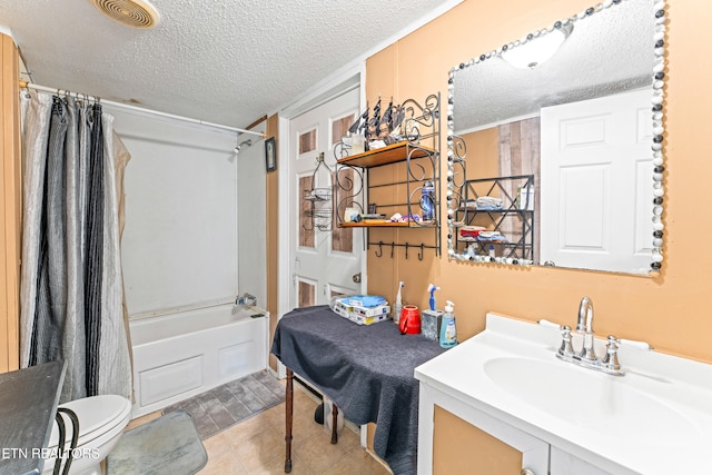 7726 Misty Point Way, Knoxville, TN 37914 - bathroom with a textured ceiling, tile patterned floors, shower / bath combo with shower curtain, and vanity