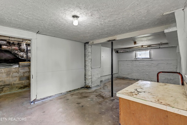 2423 Mccroskey Ave, Knoxville, TN 37917 - below grade area with a textured ceiling