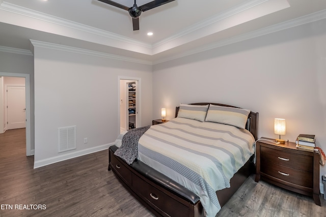 8304 Davis Ferry Rd, Loudon, TN 37774 - bedroom featuring baseboards, crown molding, visible vents, and wood finished floors
