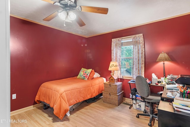 217 Jackson Dr, Harriman, TN 37748 - bedroom with a desk, wood finished floors, baseboards, a ceiling fan, and ornamental molding