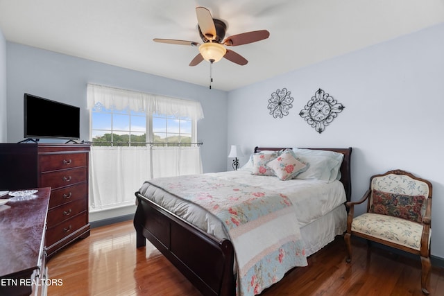687 Burchfield Rd, Dandridge, TN 37725 - bedroom featuring wood finished floors and ceiling fan