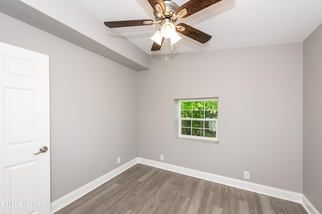 2208 Sanderson Rd, Knoxville, TN 37921 - unfurnished room featuring wood finished floors, baseboards, and ceiling fan