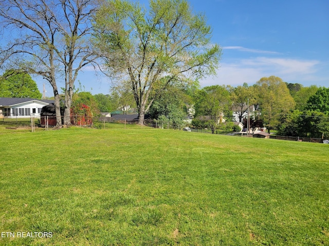 8008 Sharp Rd, Powell, TN 37849 - view of yard featuring fence