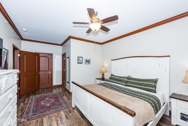 229 Bishops Cap Cir Unit 106, Townsend, TN 37882 - bedroom with wood finished floors, ornamental molding, and ceiling fan