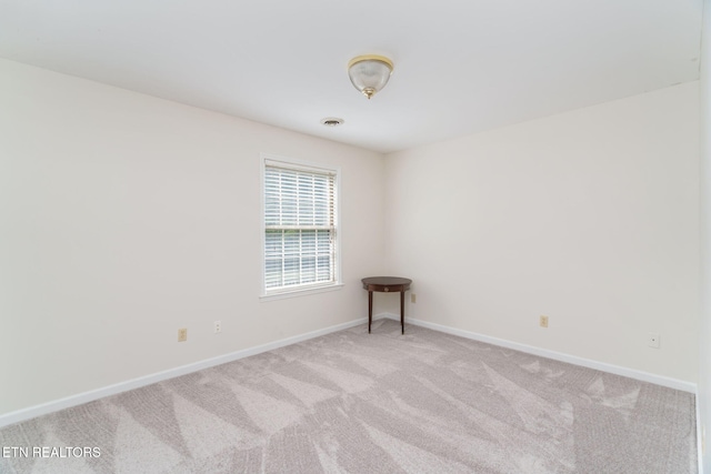 6605 Lammie Branch Ln, Knoxville, TN 37938 - carpeted empty room with baseboards