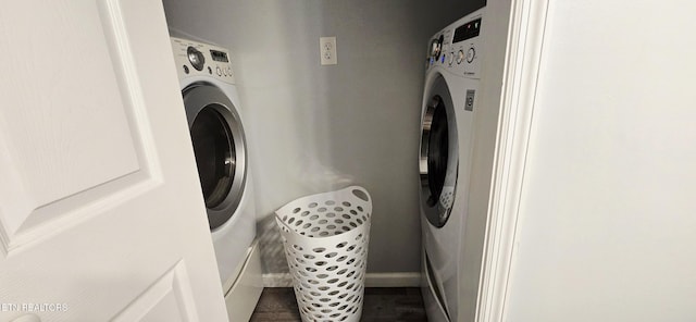 4808 Beverly Field Way, Knoxville, TN 37918 - clothes washing area with washer / clothes dryer and baseboards