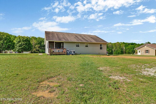 838 Buffalo Trl, Clarkrange, TN 38553 - back of house featuring a deck, a yard, and crawl space