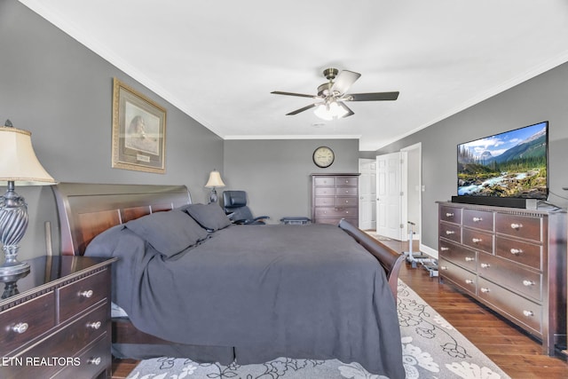 1182 Murrell Rd, Morristown, TN 37814 - bedroom with wood finished floors, ornamental molding, a ceiling fan, and baseboards