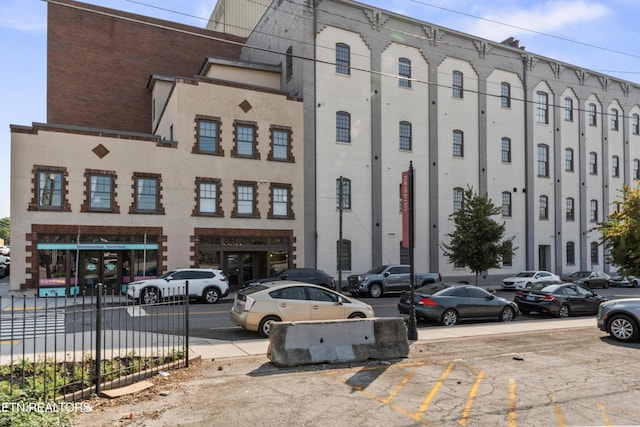 222 N Central St Unit B6, Knoxville, TN 37917 - photo 1