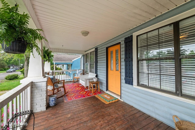 1735 NE Albert Ave, Knoxville, TN 37917 - view of wooden porch