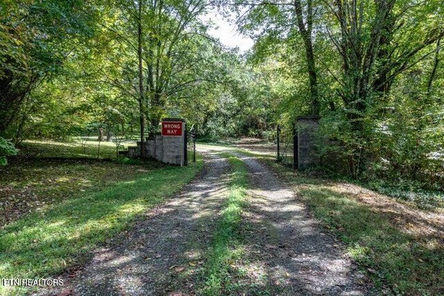 1112 E Hendron Chapel Rd, Knoxville, TN 37920 - photo 4