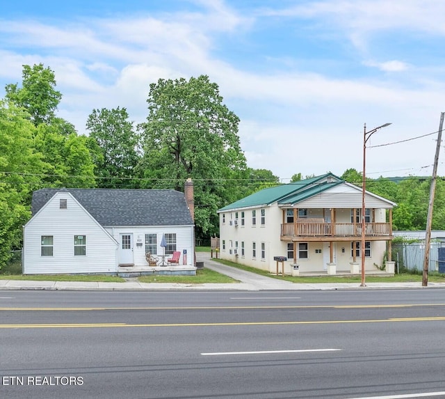 929 N Roane St, Harriman, TN 37748 - photo 1