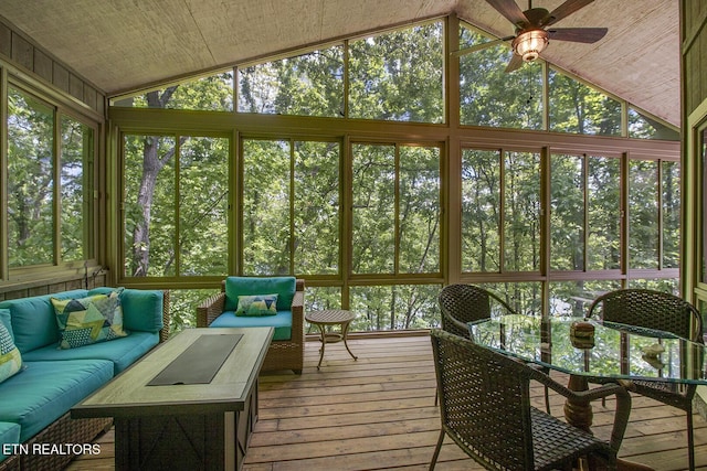 401 Shawnee Pl, Loudon, TN 37774 - sunroom / solarium with vaulted ceiling, an outdoor living space, ceiling fan, and outdoor dining area