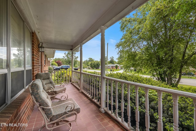 513 Long Mill Rd, Athens, TN 37303 - view of covered porch