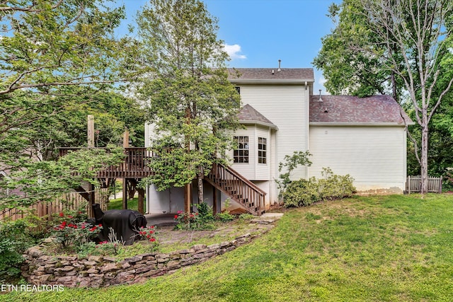 714 Cambridge Crest Ln, Knoxville, TN 37919 - back of property featuring stairway and a deck