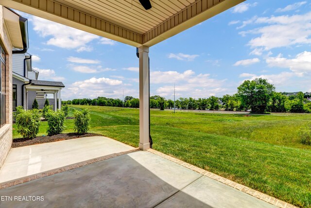 1123 Branch Hook Rd, Knoxville, TN 37934 - view of patio / terrace with ceiling fan and view of wooded area