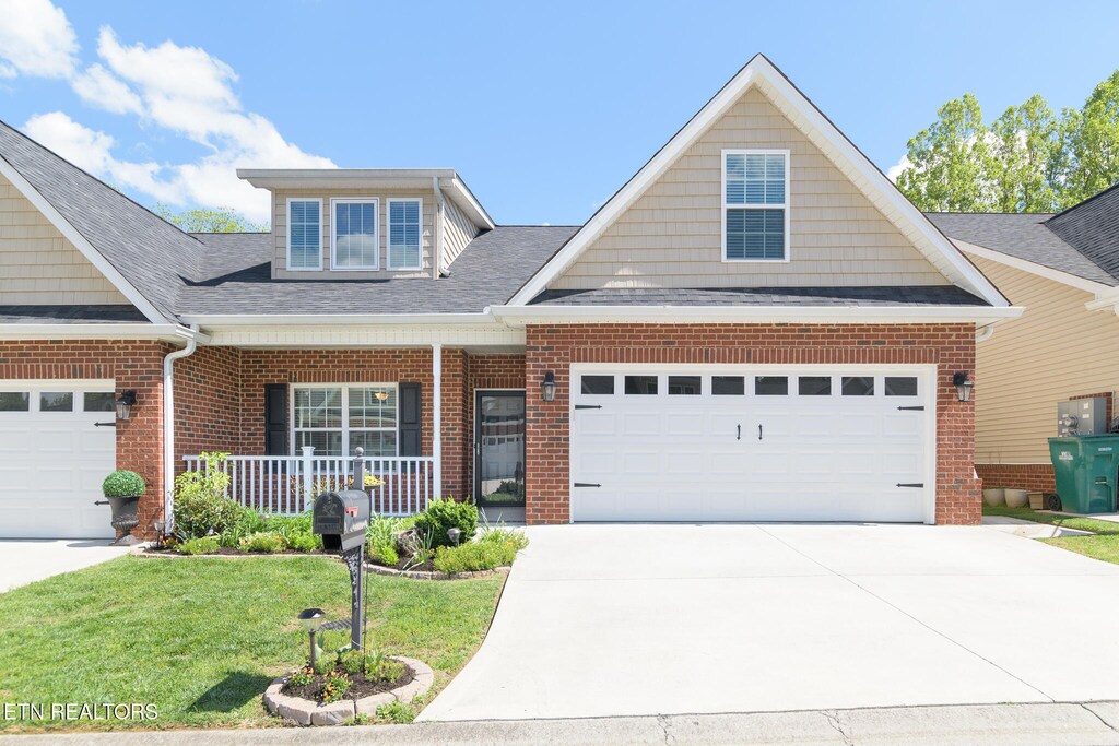 1339 Hazelgreen Way, Knoxville, TN 37912 - photo 1