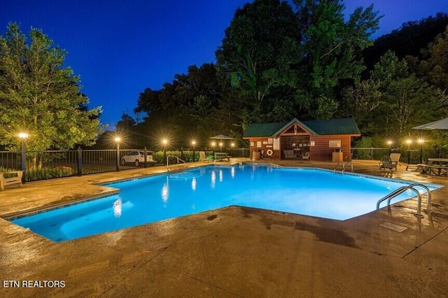 2010 Smoky Cove Rd, Sevierville, TN 37876 - photo 2