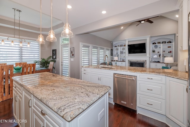 109 Niwodihi Trl, Vonore, TN 37885 - kitchen with dishwasher, a sink, open floor plan, a ceiling fan, and dark wood-type flooring