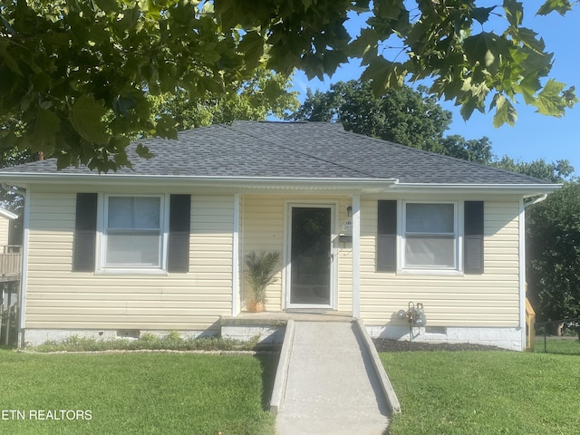 2010 Fine Ave, Knoxville, TN 37917 - bungalow-style house featuring crawl space, a front yard, and a shingled roof