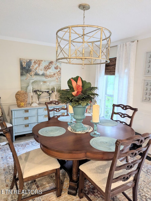 131 Chestnut Hill Rd, Oak Ridge, TN 37830 - dining room featuring ornamental molding
