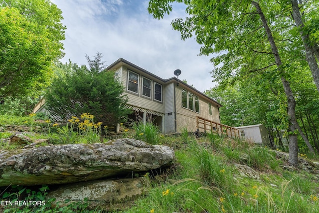 122 Mariners Dr, Crossville, TN 38558 - view of rear view of property