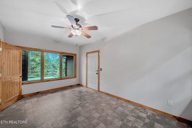 1445 Estates Dr, Seymour, TN 37865 - photo 12