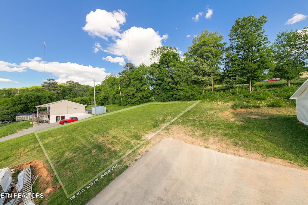 1421 Rhode Island Ln, Knoxville, TN 37912