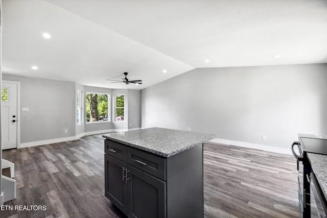 1226 Amber Meadows Cir, Knoxville, TN 37932 - photo 7