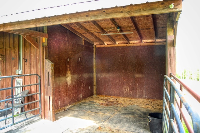 112 Auda Story, Jamestown, TN 38556 - view of horse barn