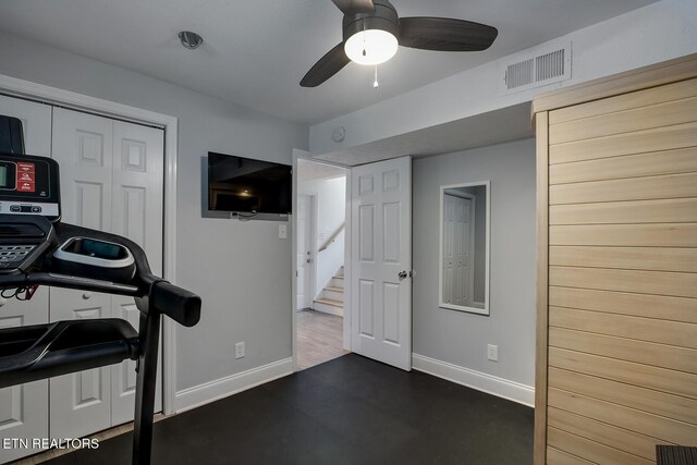 133 Nebraska Ave, Oak Ridge, TN 37830 - workout area featuring baseboards and a ceiling fan