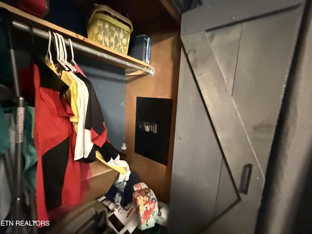 332 Tomlinson Rd, Pennington Gap, VA 24277 - view of closet