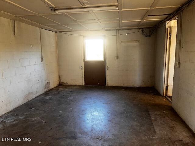 867 Pleasant Ridge Rd, Lafollette, TN 37766 - below grade area featuring concrete block wall
