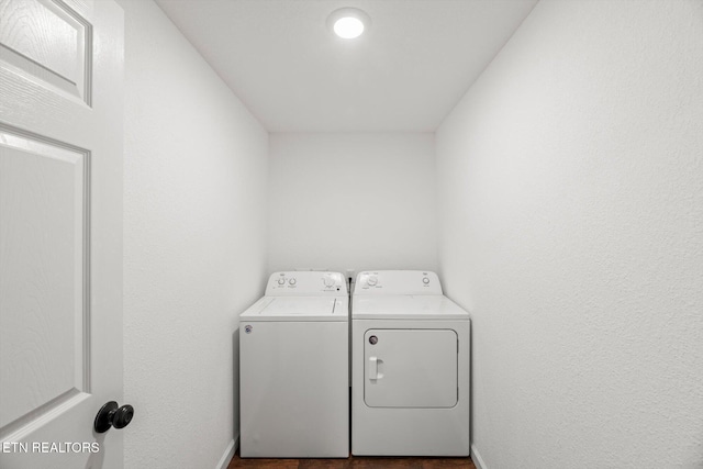 522 Church St, Vonore, TN 37885 - laundry room with independent washer and dryer and baseboards