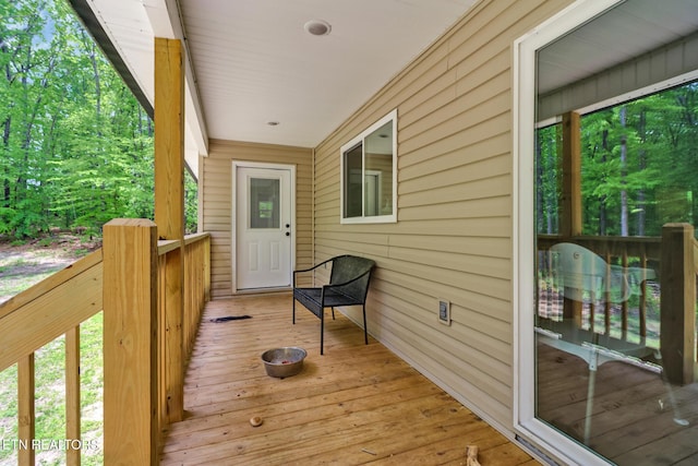 98 Paso Fino Trl, Jamestown, TN 38556 - view of deck