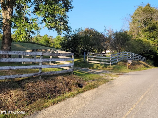 3381 Upper Caney Valley Rd, Tazewell, TN 37879 - gate with fence